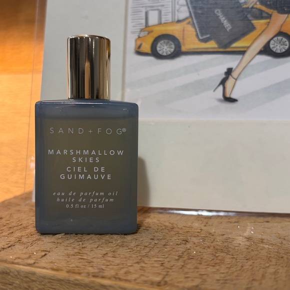 Sand + Fog Marshmallow Skies Body Oil - Gray - Picture 2 of 3
